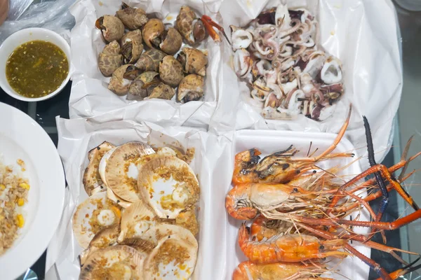 Muchos Los Mariscos Caja Espuma Listo Para Comer Para Picnic —  Fotos de Stock