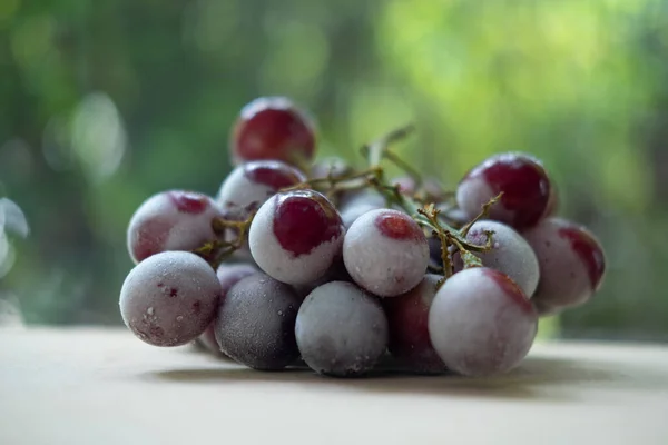 Gefrorene Kernlose Rote Trauben Früchte — Stockfoto