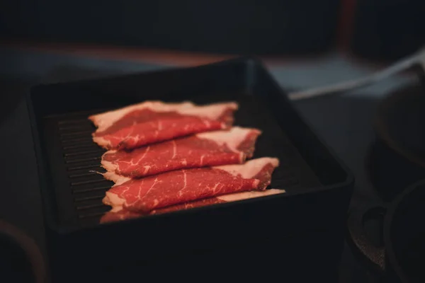 Vékony Darab Marhahús Shabu Forró Pot Japán Étel Stílus Fekete — Stock Fotó