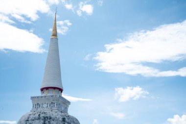 Wat Phra Mahathat Woramahawihan Tapınağı 'nın büyük pagoda' sı Tayland 'ın güneyindeki tarihi kentin tarihi tarihi yeri Nakhon Si Thammarat' ın tarihi simgesi.
