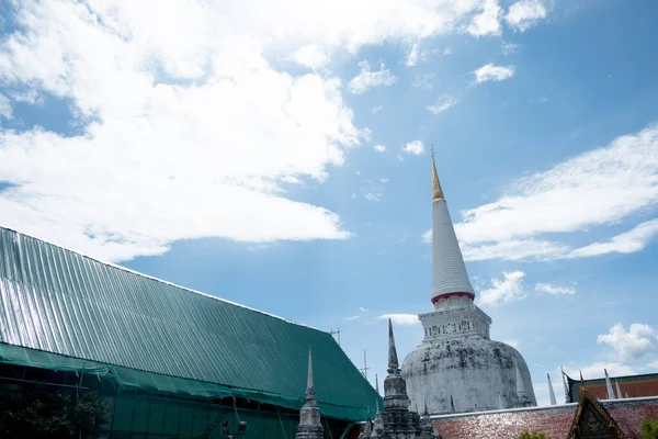 Wat Phra Mahathat Woramahawihan, Tayland