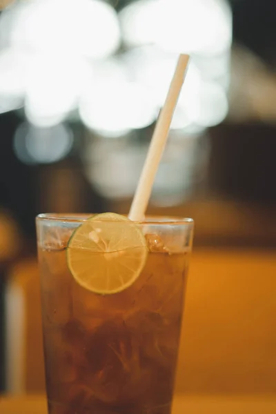Glass Ice Tea Lemon Slice Selective Focus — Stock Photo, Image