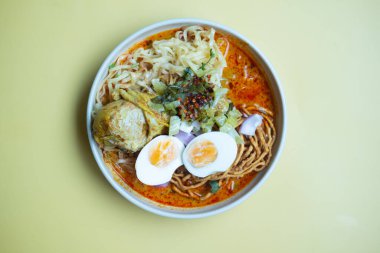 Khao Soi Recipe, Khao soi, Tayland 'ın geleneksel yemeklerinden biridir..