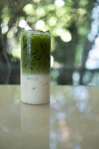 Matcha Xícara Verde Chá Mesa Madeira Bebidas Refrescantes Verão — Fotografia de Stock