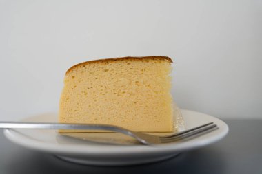 Sponge cake baked on with dish