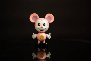 Bangkok, Tayland - 5 Aralık 2025: McDonald 's Tayland ücretsiz, Car Seat Back Hook McDriveThru' dan herhangi bir menüyü toplam 200 baht veya daha fazlasına aldığınızda