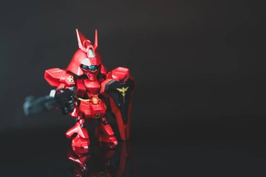 BANGKOK, THAILAND - 26 Ocak 2026: Bandai Namco 'dan plastik model oyuncak kör kutusu. A Sazabi Blind Toy QMSV MINI SERIES, MSN-04 SAZABI 'dan Sazabi. Sazabi silahı + Shield Ver.