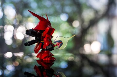 Bangkok, Tayland - 12 Şubat 2026: MSN-04 Sazabi Beam Saber Ver. QMSV Mini MSN-04 Bandai Namco 'dan Sazabi