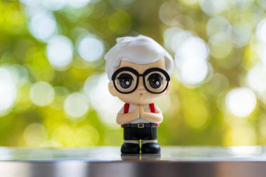 Bangkok, Tayland - 15 Şubat 2026: KFC Baby Sanders Blind Box, KFC Tayland. Tayland Ulusal Çocuk Günü 'nde Satış