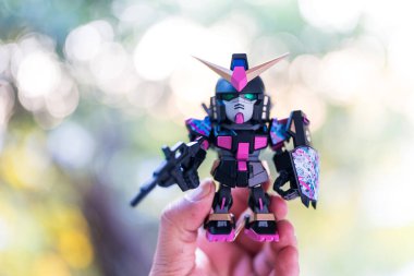 Bangkok, Tayland - 16 Şubat 2026: ZETA GUNDAM Action Figure - RX-178 GUNDAM MK-II adı Giga Omen ver, QMSV MINI Z Gundam & Gundam Mk-II