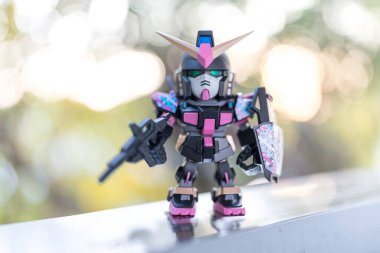 Bangkok, Tayland - 26 Şubat 2026: ZETA GUNDAM Action Figure - RX-178 GUNDAM MK-II adı Giga Omen ver, QMSV MINI MINI Z Gundam & Gundam Mk-II