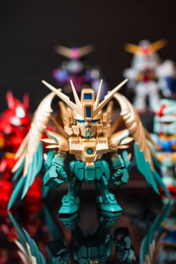 Bangkok, Tayland - 9. Maç 2026: A Tpy of Bandai QMSV mini 5. Yıl Seri Gizem Kutusu Sanatçısı Özgür Gundam Uçan Kanatlar Yuanzu Zhagu