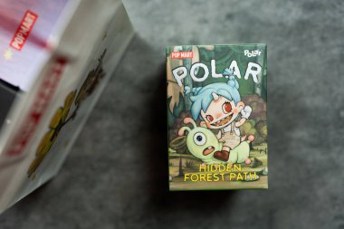 Bangkok, Tayland - 19 Mart 2026 Kutup Mevsimi 2. Sezon Gizli Orman Yolu Figürleri Kutusu, Pop Mart 'tan seksi oyuncak hediye