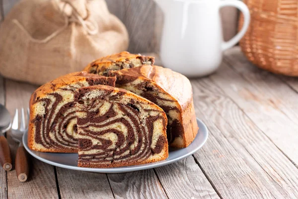 Tort Marmură Casă Ciocolată Ciocolata Vanilie Zebra Pie Produse Patiserie — Fotografie, imagine de stoc