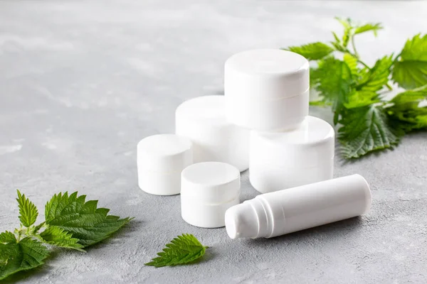 Natural Spa Herbal Cosmetics Nettle White Bottles Cosmetik Spa Concept — Stock Photo, Image