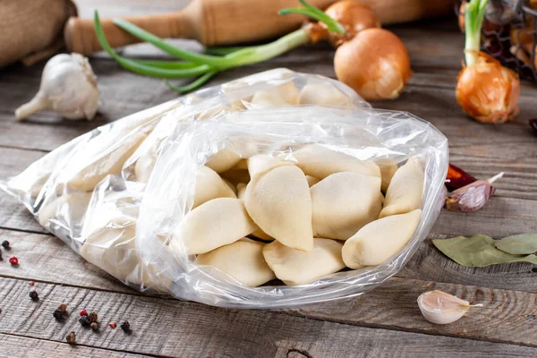 Albóndigas Congeladas Dumplings Con Esculturas Carne Picada Cocinan Cocina Preparar — Foto de Stock