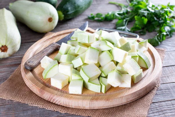 Chopped Zucchini Board Wooden Table Healthy Vegetarian Ingredient — Stock Photo, Image