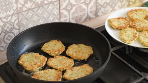 Cooking Vegetable Pancakes Frying Pan Fry Pancakes Fried Golden Crust — Stock Video