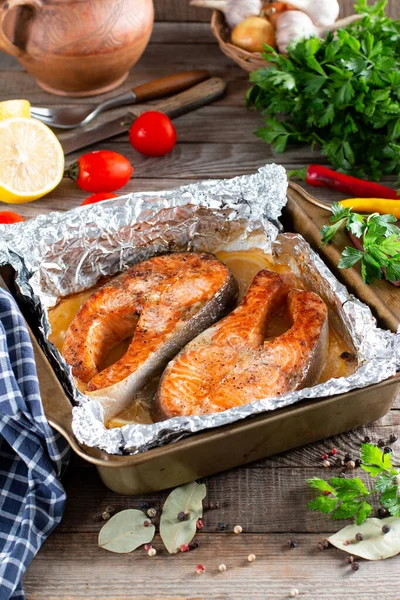 Foil Pack Dinner Fish Fillet Salmon Healthy Diet Food Keto — Stock Photo, Image