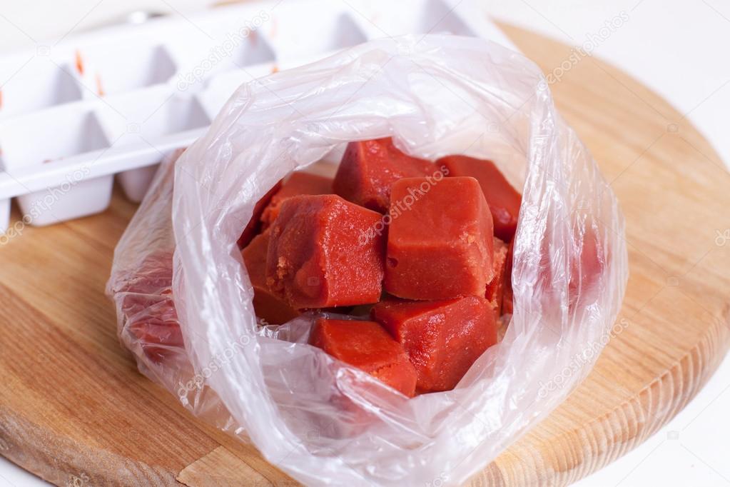 Diced tomato puree in plastic bags