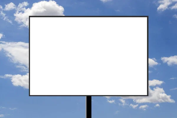 Blank Billboard Tle Zachmurzone Niebo — Zdjęcie stockowe