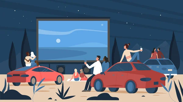 Ludzie w kinie samochodowym na świeżym powietrzu oglądają film — Wektor stockowy