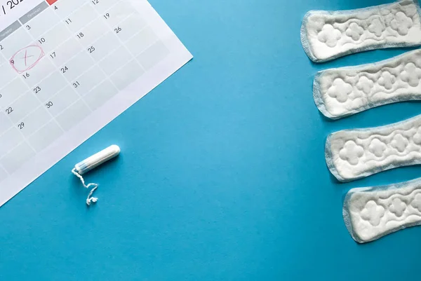 Giorni Critici Protezione Igienica Donna Mestruazioni Assorbenti Cotone Assorbenti Igienici — Foto Stock