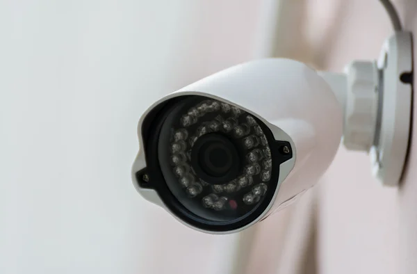 CCTV bezpečnostní kamery na zeď — Stock fotografie