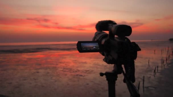 Caméra vidéo prise de vue crépuscule ciel nature lumière fond — Video