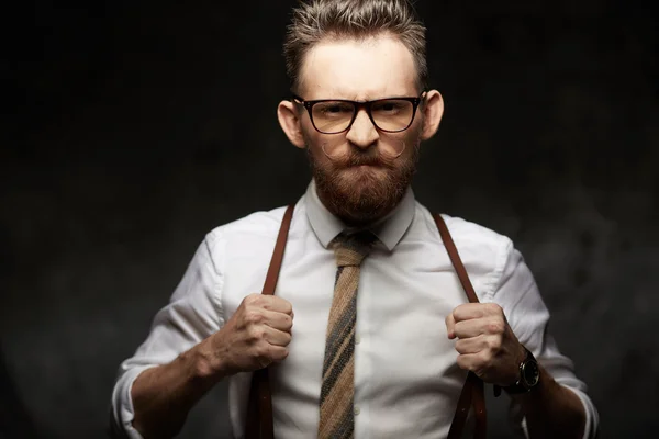 Homem emocional com bigodes e barba — Fotografia de Stock