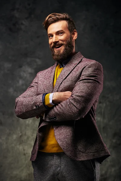 Bearded man with a very interesting look — Stock Photo, Image