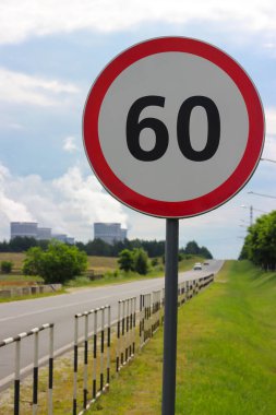 Uluslararası trafik işareti 'Hız Sınırı'