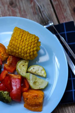 Fırın renginde sebzeler seni bekliyor.