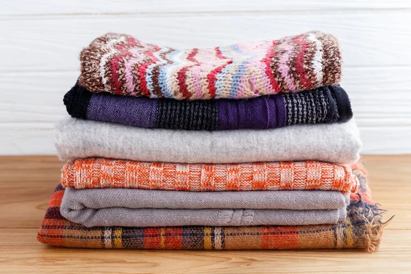 Inverno moda roupa pilha — Fotografia de Stock