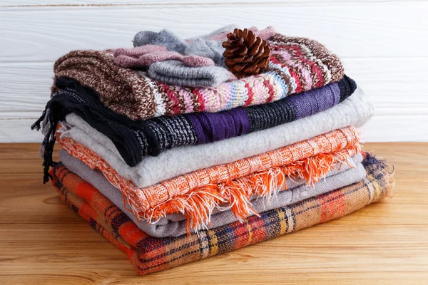Inverno roupas coloridas — Fotografia de Stock