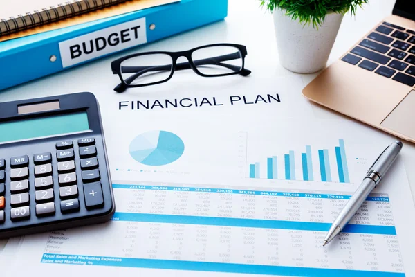 Financial plan concept with financial report — Stock Photo, Image
