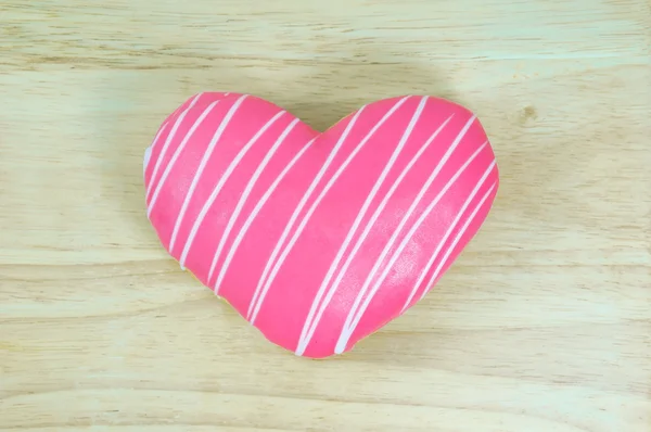 Rosado corazón donut — Foto de Stock