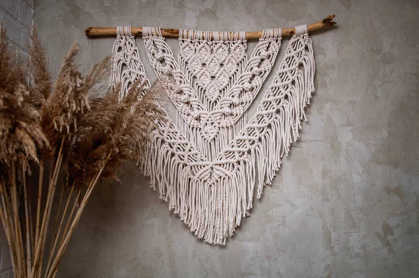 Handgemaakte Macrame 100 Katoen Wanddecoratie Met Houten Stok Opknoping Een — Stockfoto