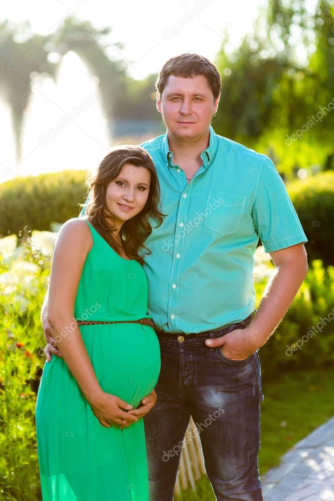 Outdoor wife belly couple