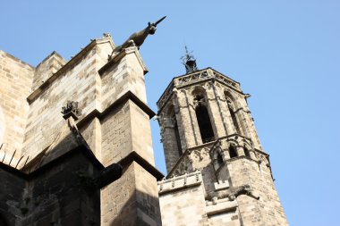 Barcelona mimari anıt