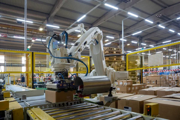 Kutu paketleme makinesini kapat