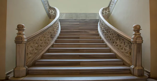 Front View Symmetrical Staircase Background — Stock Photo, Image