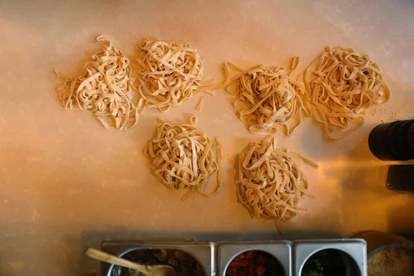 Handgemachte Pasta Hintergrund Nahaufnahme — Stockfoto