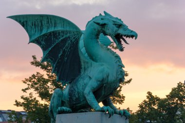 Dragon dragon Köprüsü'nde Ljubljana şafak
