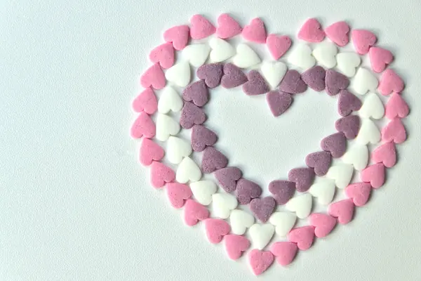 Πεντανόστιμες Ροζ Καρδιές Ημέρα Του Αγίου Βαλεντίνου Ζάχαρη Και Στολίδια — Φωτογραφία Αρχείου