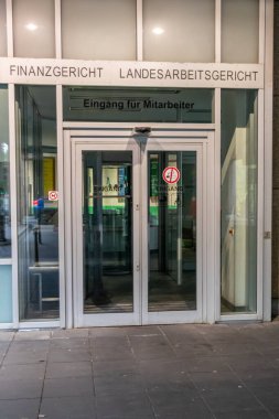 Düsseldorf, Kuzey Ren-Vestfalya, Almanya, 27 Haziran 2021: Dusseldorf 'taki Alman finans mahkemesi vergilerin hukuki işlemleri ve vergi indirimi ve mali avukatlar için adli mahkeme olarak