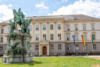 Düsseldorf, Kuzey Ren-Vestfalya, Almanya, 7 Temmuz 2021: Sivil suçlar ve yargı hukuku davaları ve işlemleri için hükümet hukuk mahkemesi olarak adalet bakanlığı hapis cezalarını kaydetti