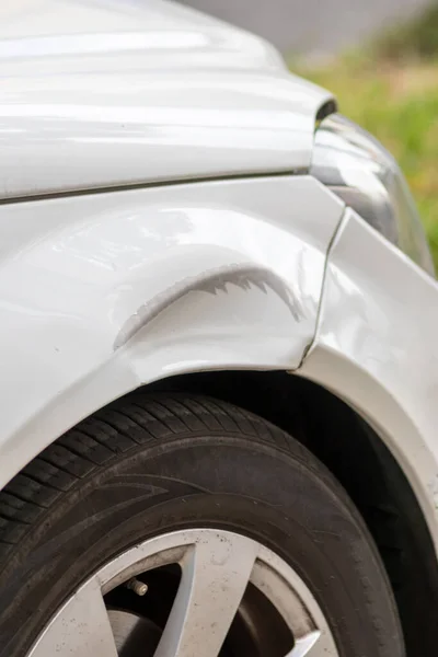 Dented Car Wing Fender Scratches Bumps Crash Car Accident Hit —  Fotos de Stock