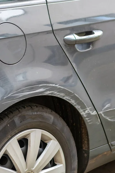 Dented Car Wing Fender Scratches Bumps Crash Car Accident Hit —  Fotos de Stock