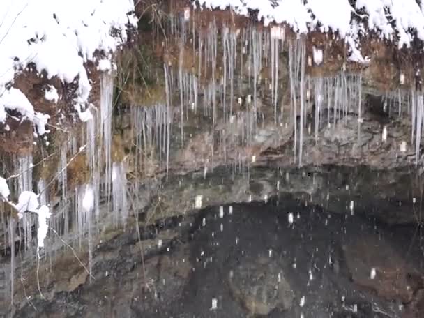 北コーカサスの素晴らしい自然世界 アディジェ共和国 凍てつく滝 — ストック動画